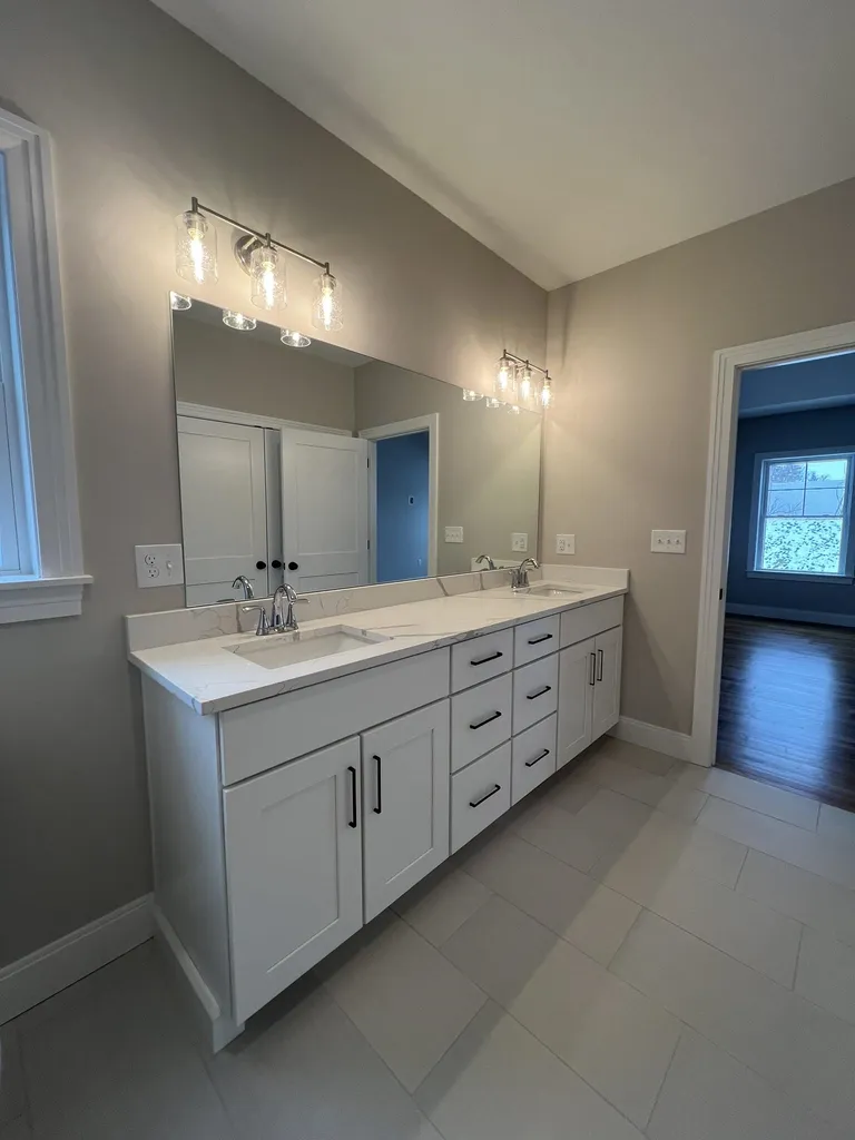 54 Sage Lane Portsmouth NH 03801