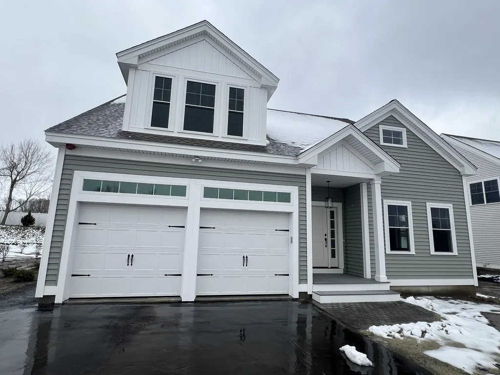 54 Sage Lane Portsmouth NH 03801