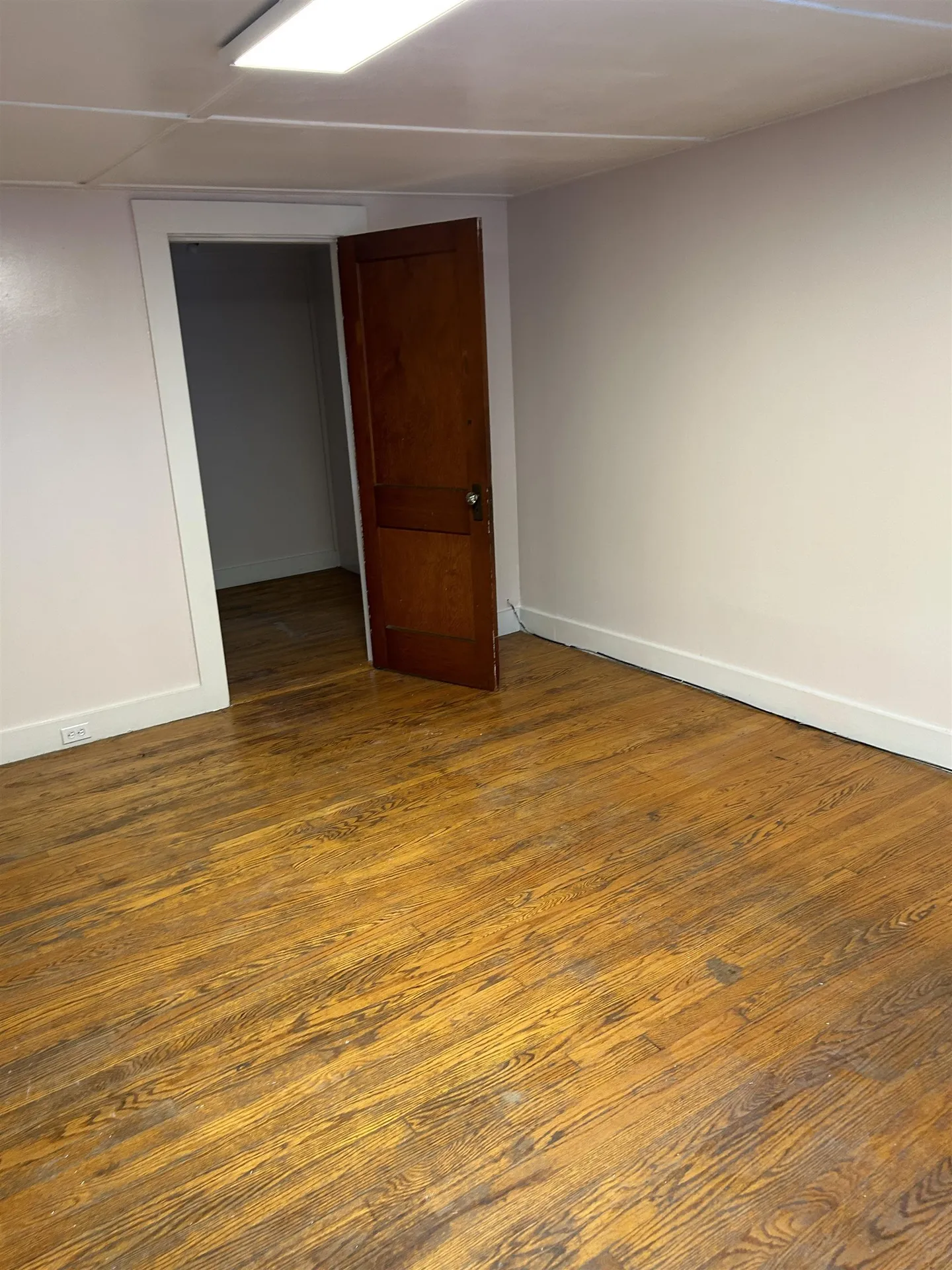 24 Crescent Street Derry NH 03038