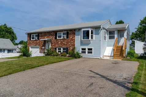 8 Chesley Avenue Somersworth NH 03878