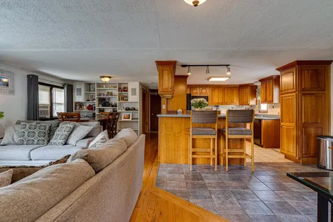 8 Chesley Avenue Somersworth NH 03878