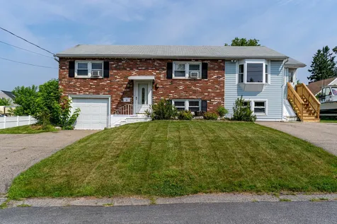 8 Chesley Avenue Somersworth NH 03878