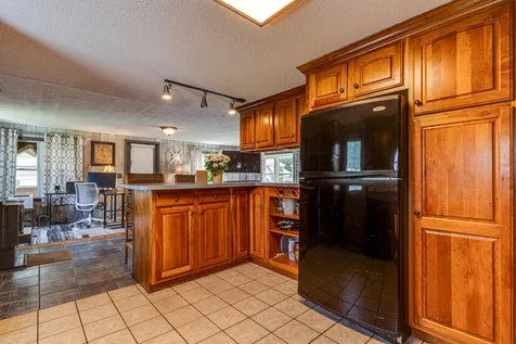 8 Chesley Avenue Somersworth NH 03878