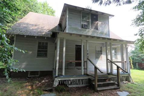 123 Exeter Road Kingston NH 03848