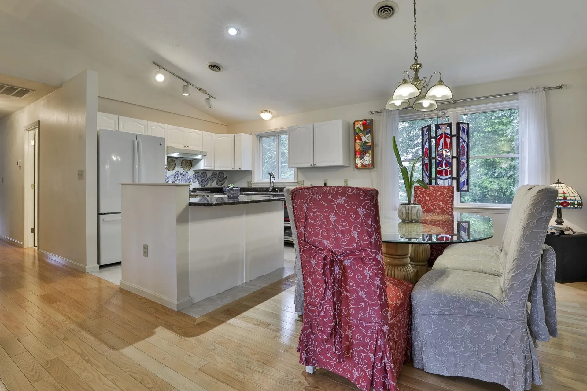 11 Rainbow Avenue Merrimack NH 03054