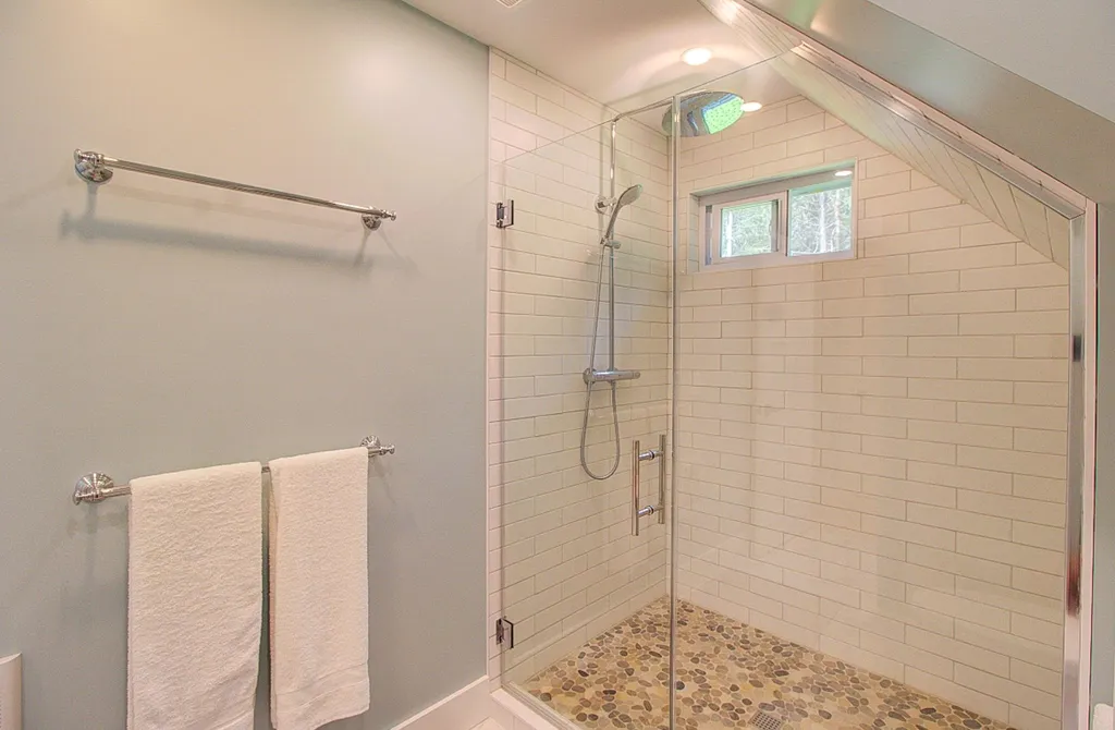 422 West Shore Road South Hero VT 05486