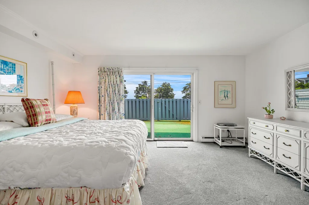 947 Ocean Boulevard Hampton NH 03842