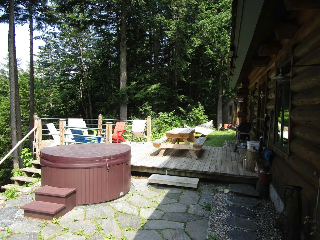 378 Sherwood Forest Road Londonderry VT 05155