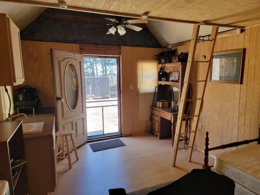 48 Houghton Road Whitingham VT 05361-4422