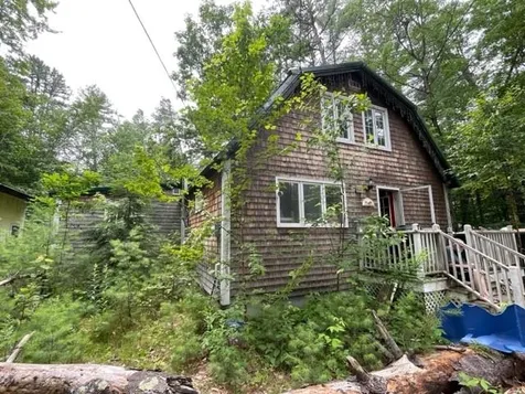 41 Leaf Lane Tamworth NH 03886