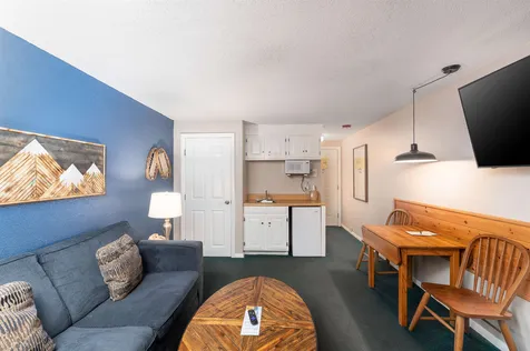 2955 White Mountain Highway Conway NH 03860