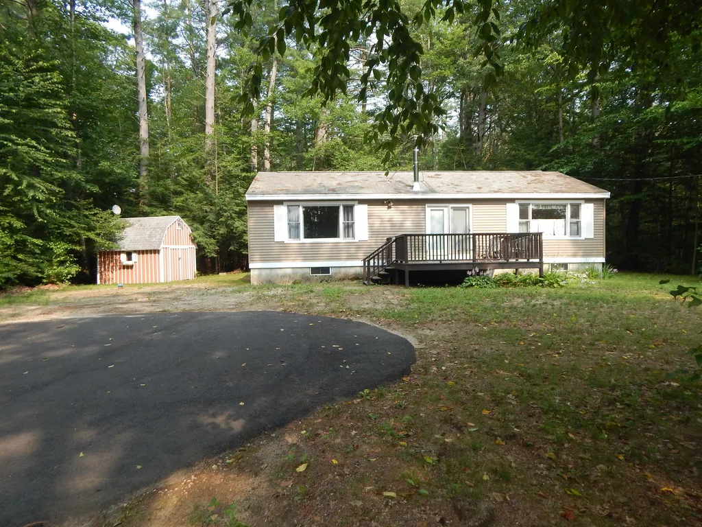 26 Karen Road Dunbarton NH 03046
