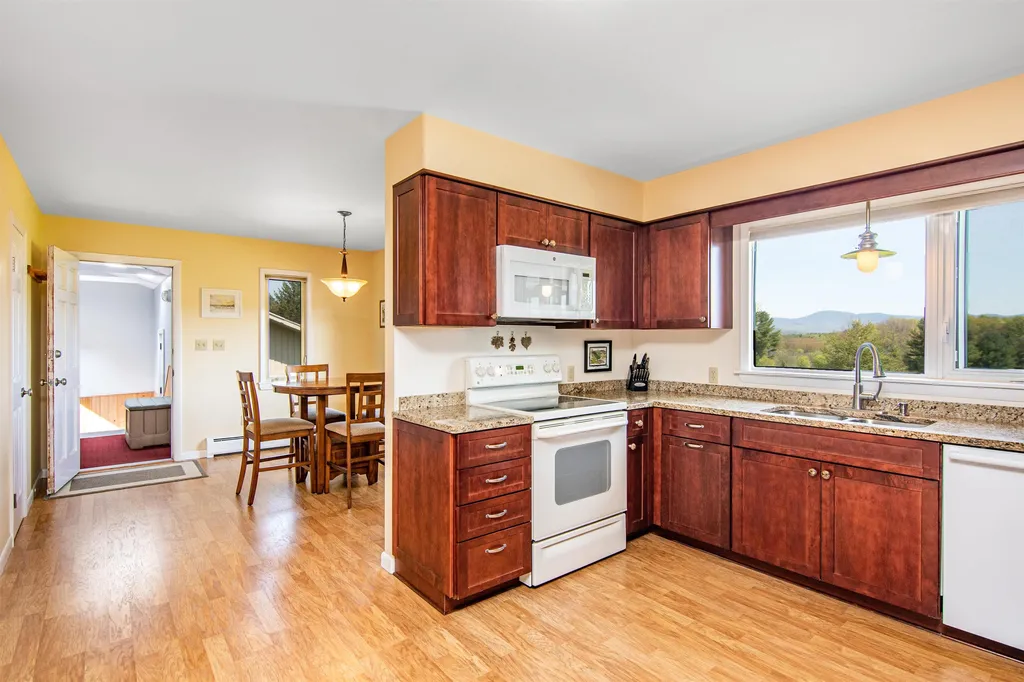 1256 Old Stage Road Williston VT 05495
