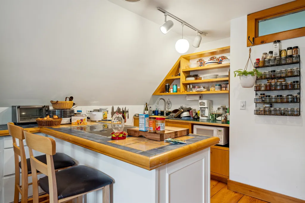 2409 South Road Woodstock VT 05091