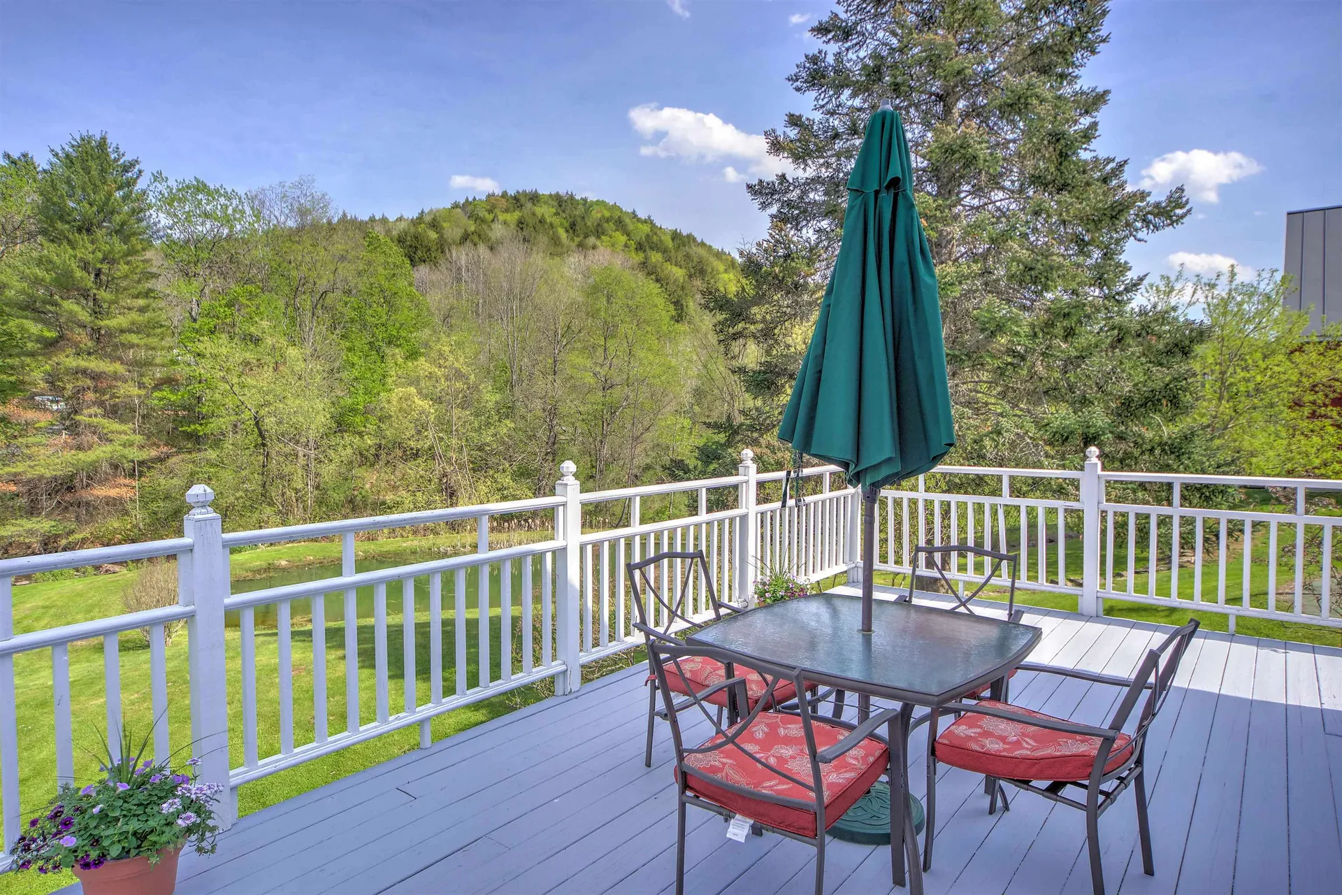 2409 South Road Woodstock VT 05091