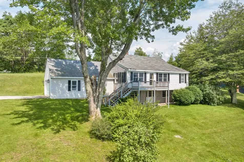 18 Twigg Street Gilmanton NH 03237