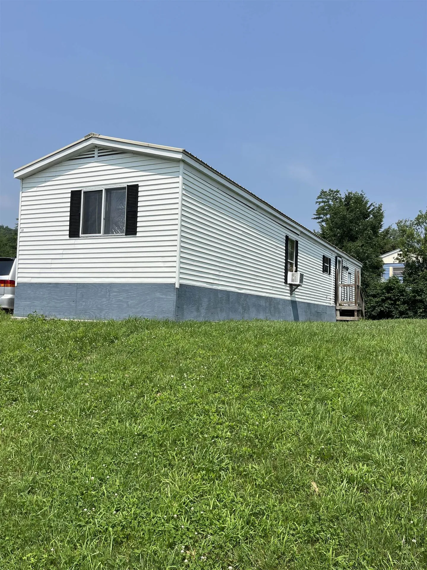 19 Fiske Place Claremont NH 03743