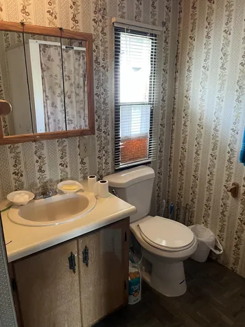 19 Fiske Place Claremont NH 03743