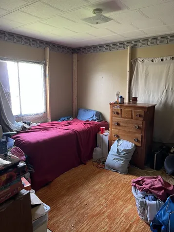 19 Fiske Place Claremont NH 03743