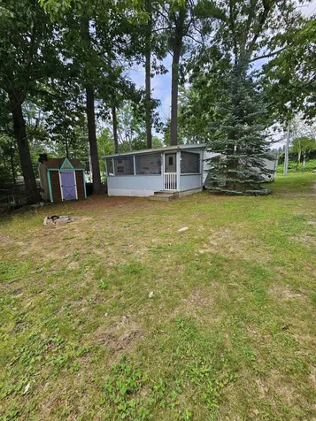 554 Endicott N Street Laconia NH 03246