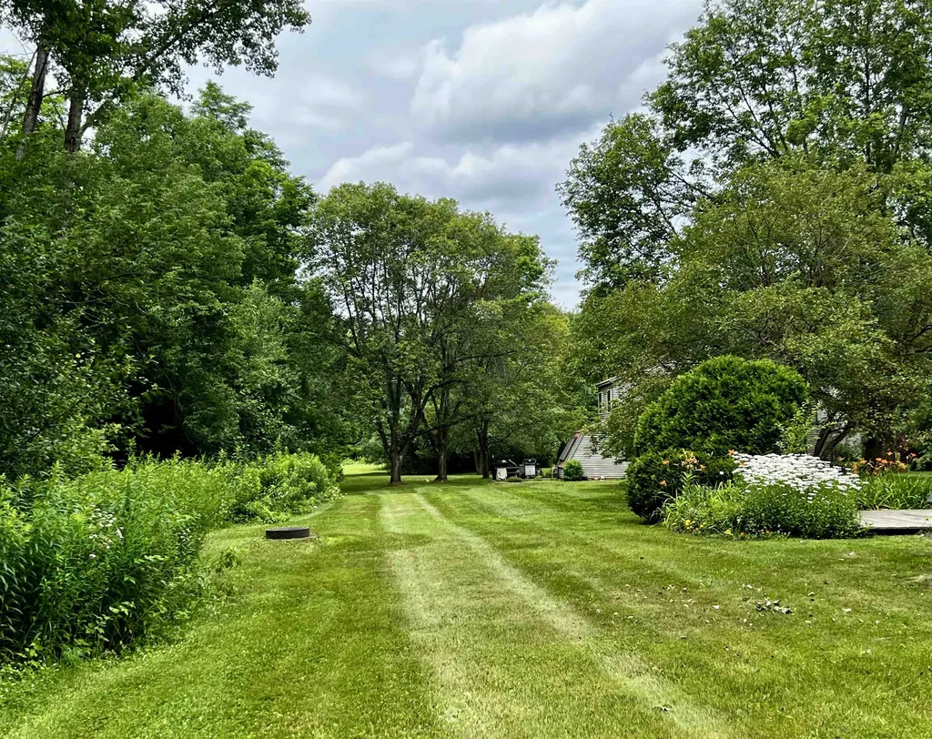 20 Hideaway Lane Williston VT 05495