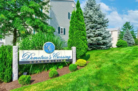 162 Karatzas Avenue Manchester NH 03104