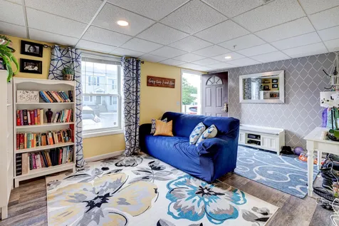162 Karatzas Avenue Manchester NH 03104