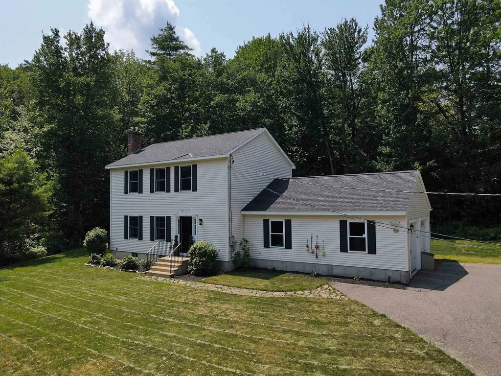 40 Upper Birch Drive Bristol NH 03222