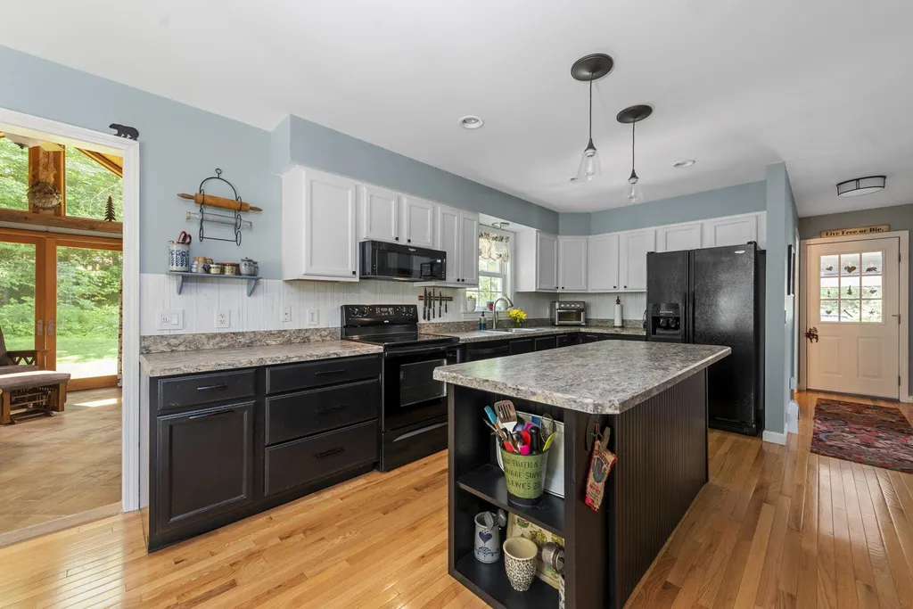 40 Upper Birch Drive Bristol NH 03222