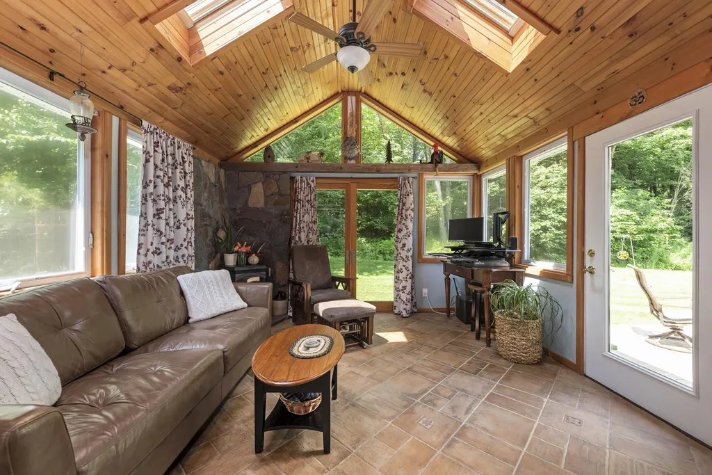 40 Upper Birch Drive Bristol NH 03222