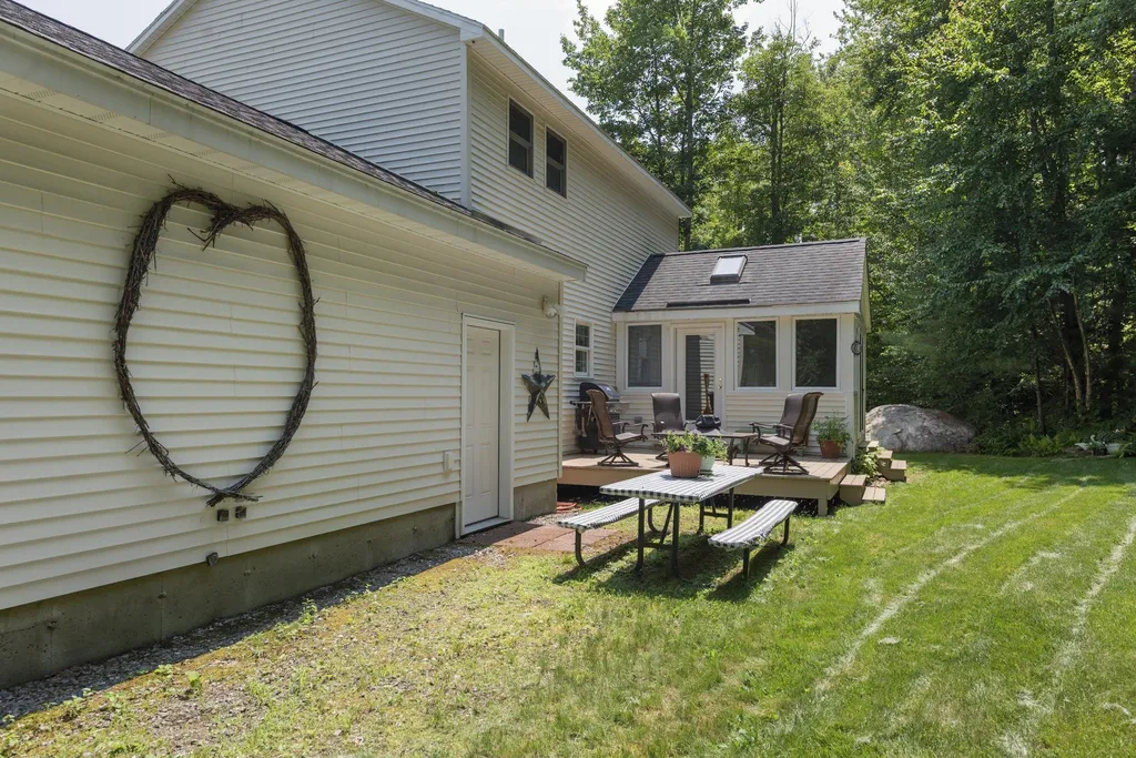 40 Upper Birch Drive Bristol NH 03222