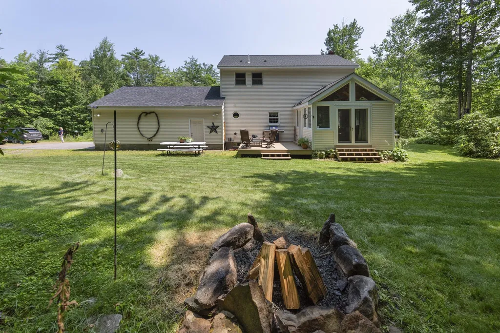 40 Upper Birch Drive Bristol NH 03222