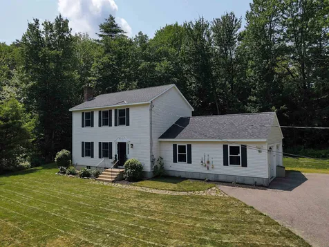 40 Upper Birch Drive Bristol NH 03222
