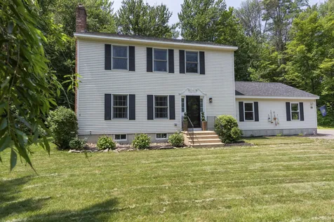 40 Upper Birch Drive Bristol NH 03222