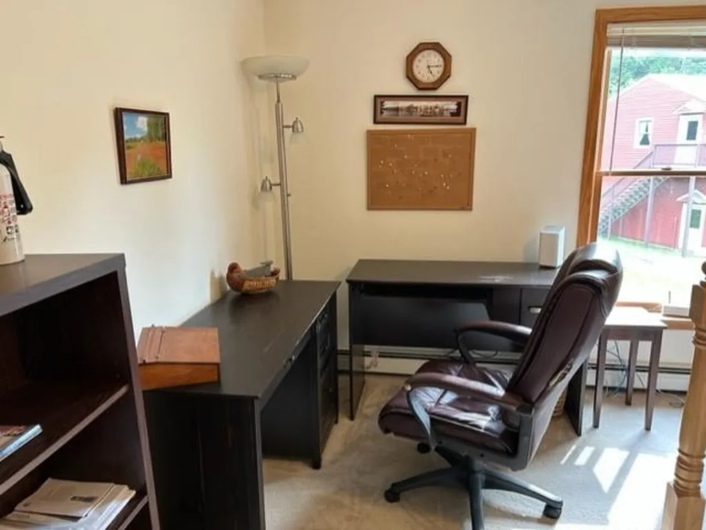 197 Burnt Hill Road New London NH 03257