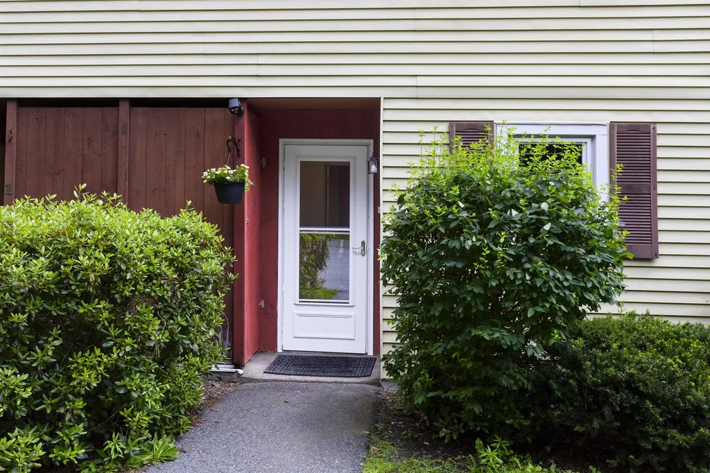 1295 Hartford Avenue Hartford VT 05001