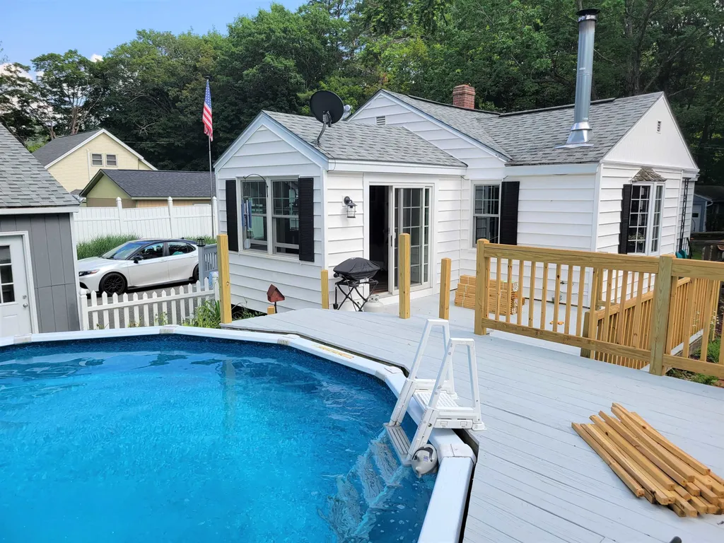 44 Mann Court Claremont NH 03743