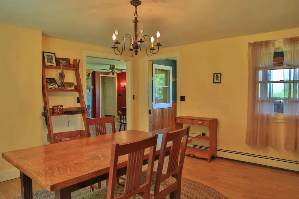 87 Buffalo Road Lancaster NH 03584