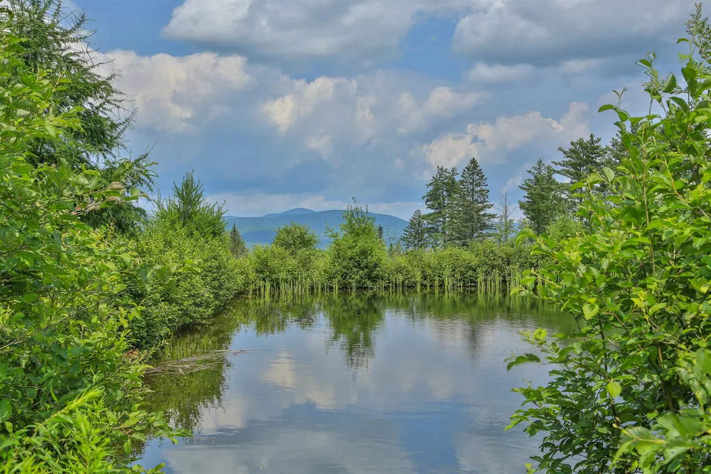 87 Buffalo Road Lancaster NH 03584