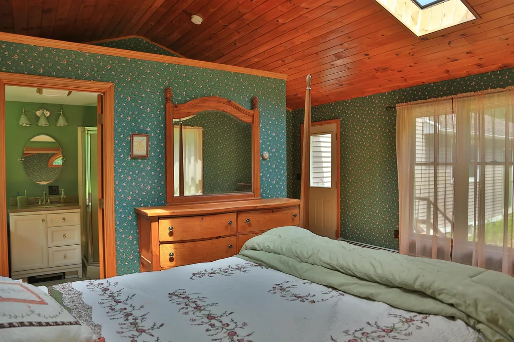 87 Buffalo Road Lancaster NH 03584