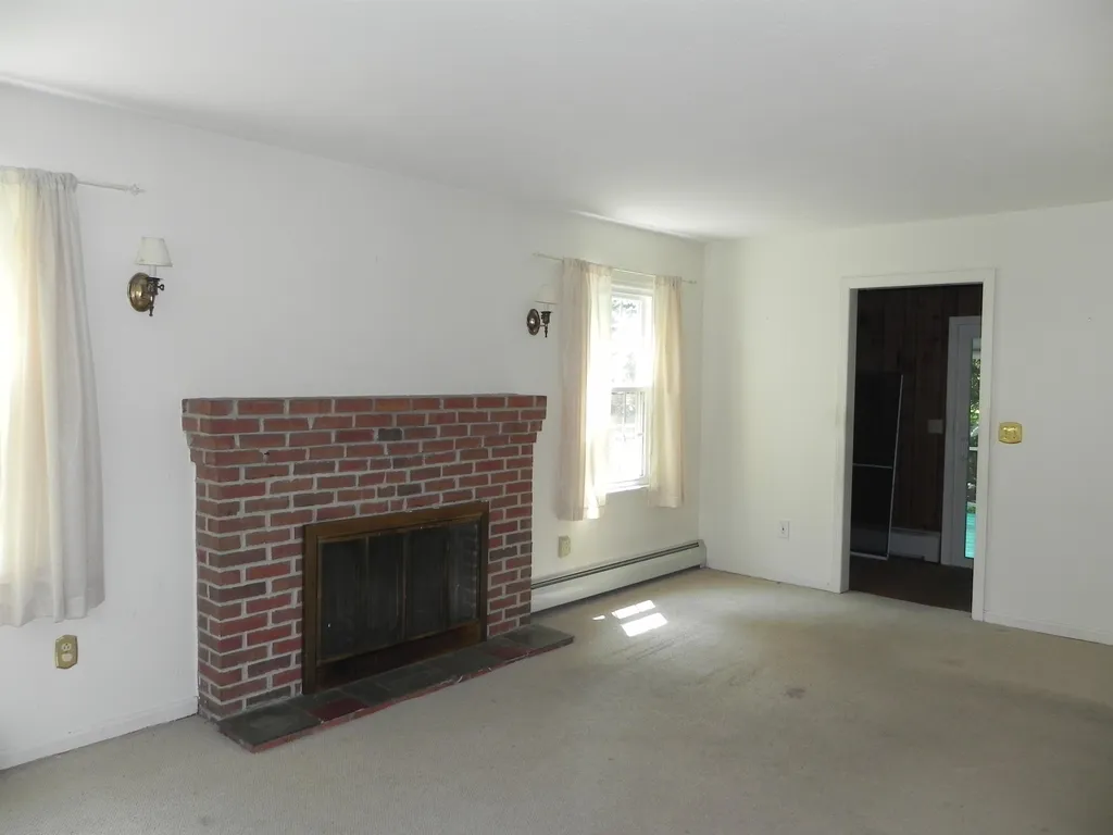 25 Andrews Avenue South Burlington VT 05403