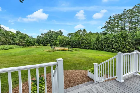 47 Rockingham Road Auburn NH 03032