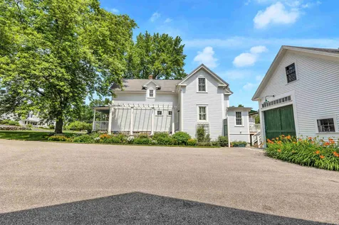 47 Rockingham Road Auburn NH 03032