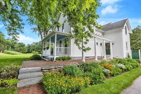 47 Rockingham Road Auburn NH 03032