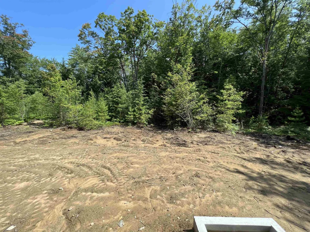 41 Freedom Drive Rochester NH 03867