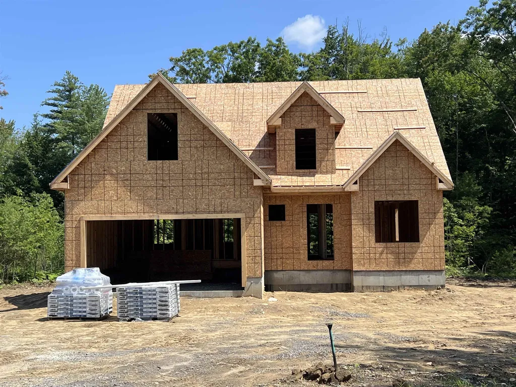 41 Freedom Drive Rochester NH 03867