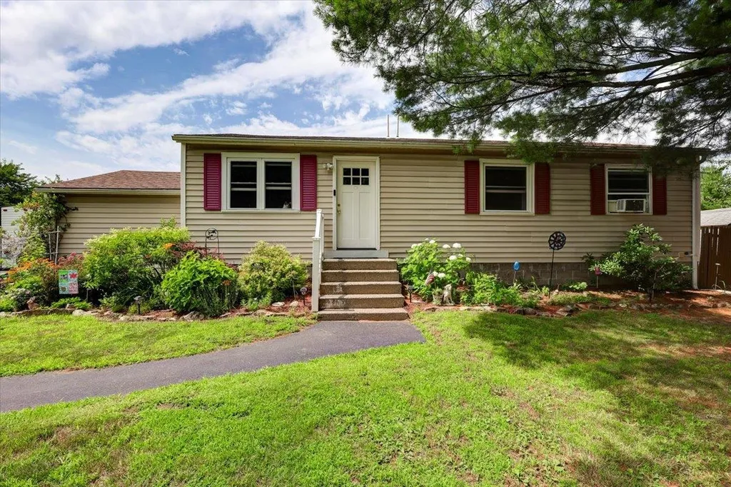66 Andrea Lane Colchester VT 05446