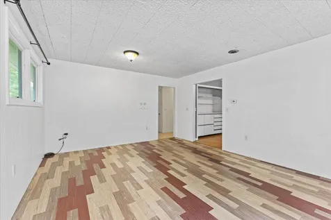 83 Lakewood Parkway Burlington VT 05408