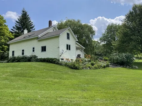 50 Meade Road Fairfax VT 05454