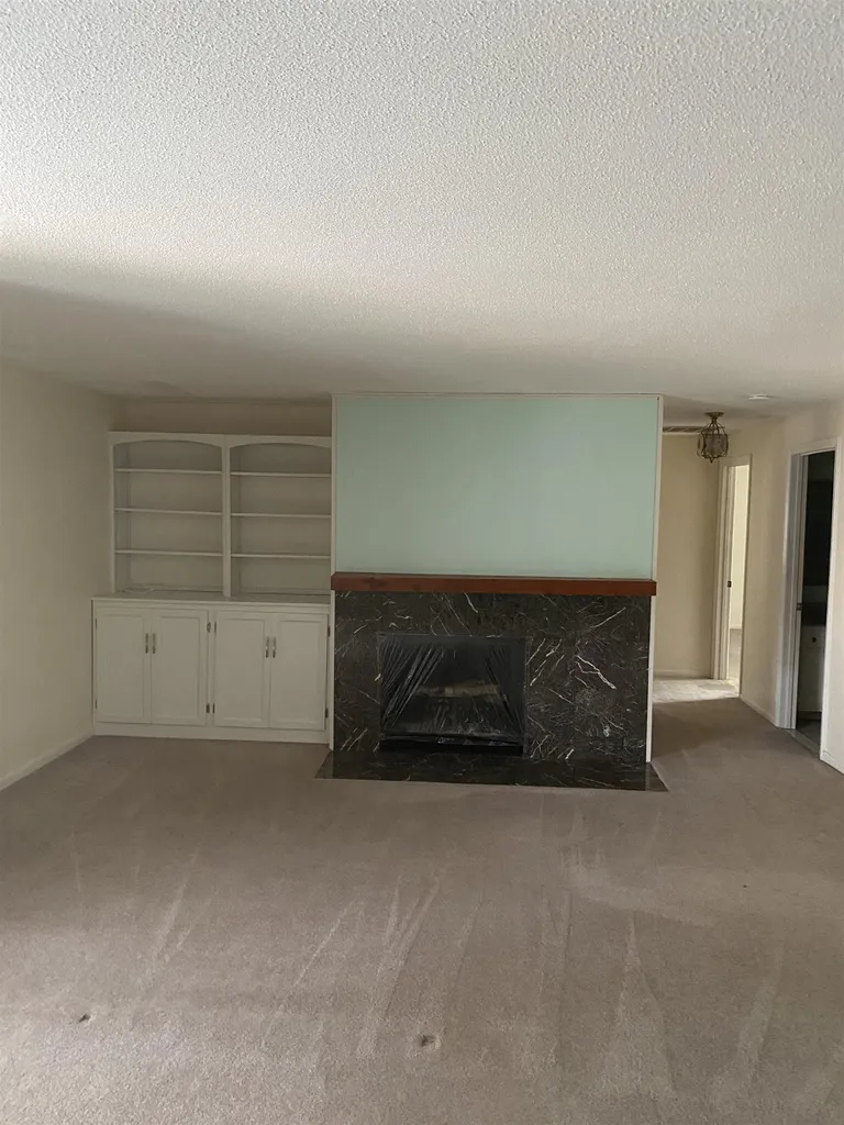 3G Glacier Drive Nashua NH 03062